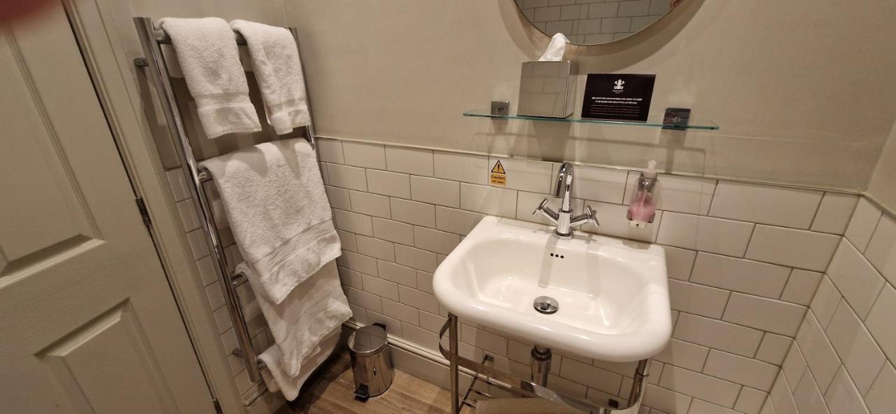 The Cross-Keys Hotel Knutsford Extérieur photo