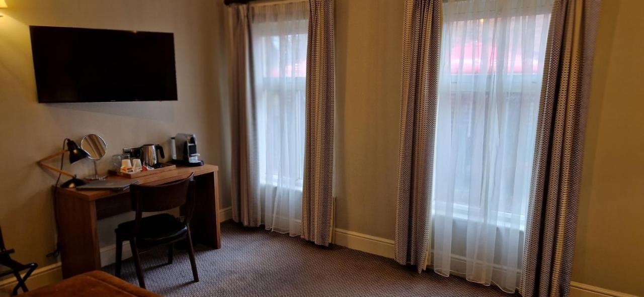 The Cross-Keys Hotel Knutsford Extérieur photo
