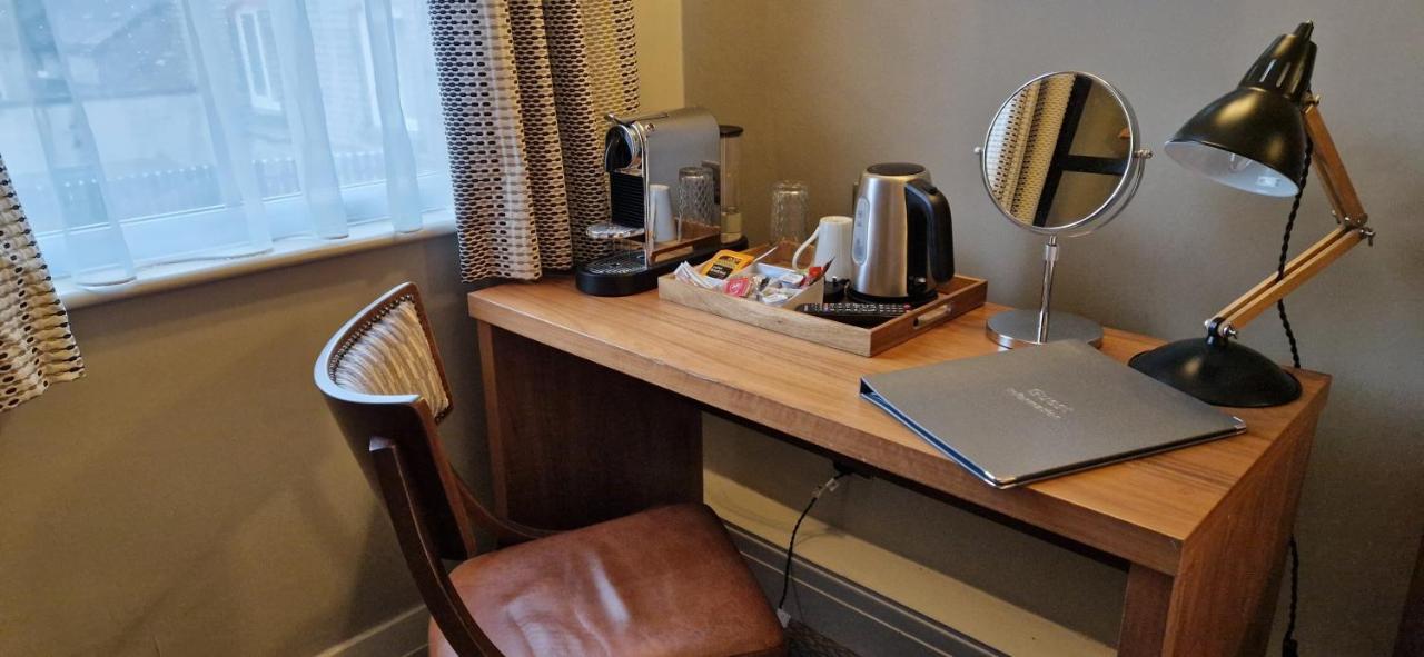 The Cross-Keys Hotel Knutsford Extérieur photo