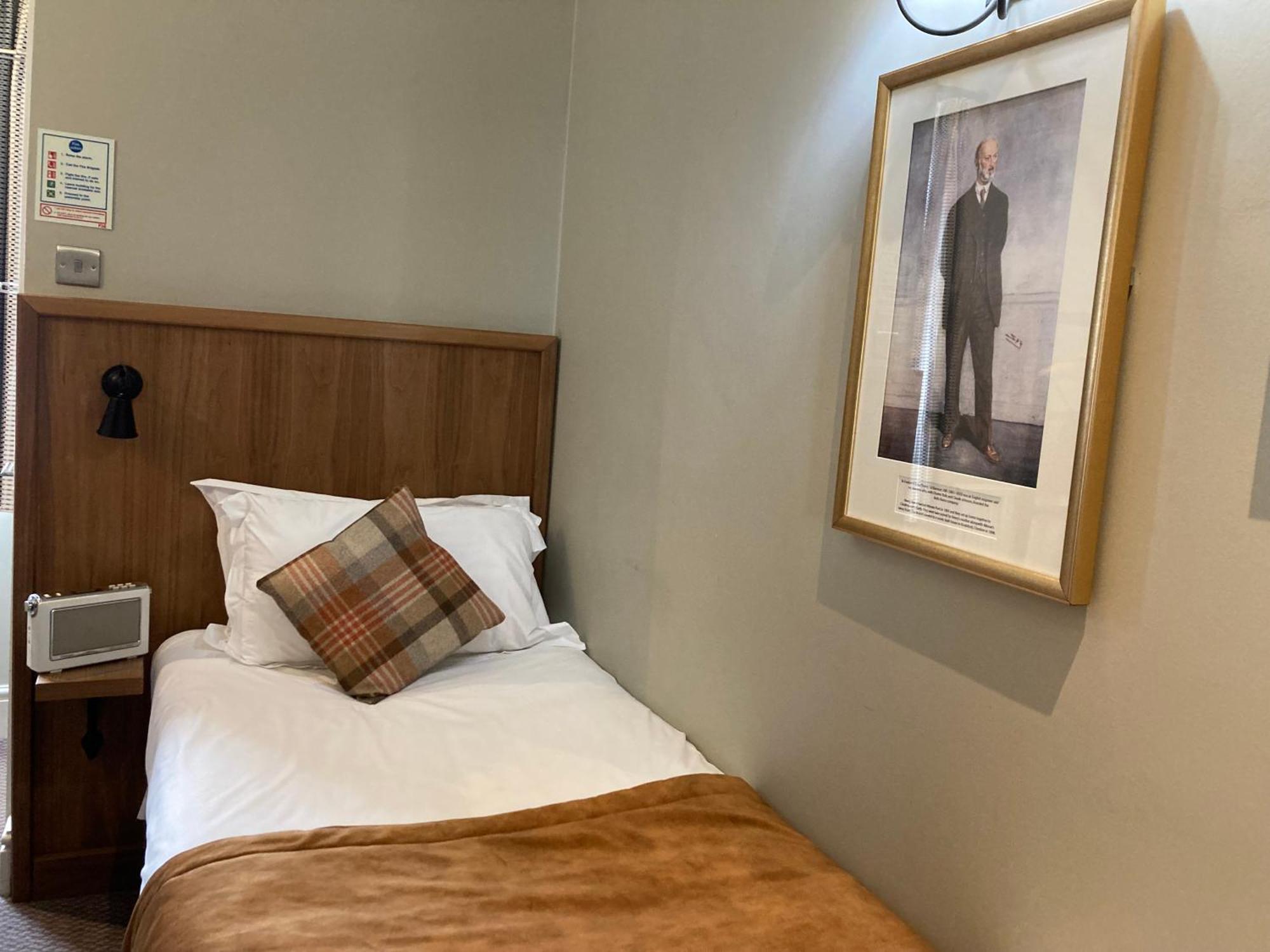 The Cross-Keys Hotel Knutsford Extérieur photo